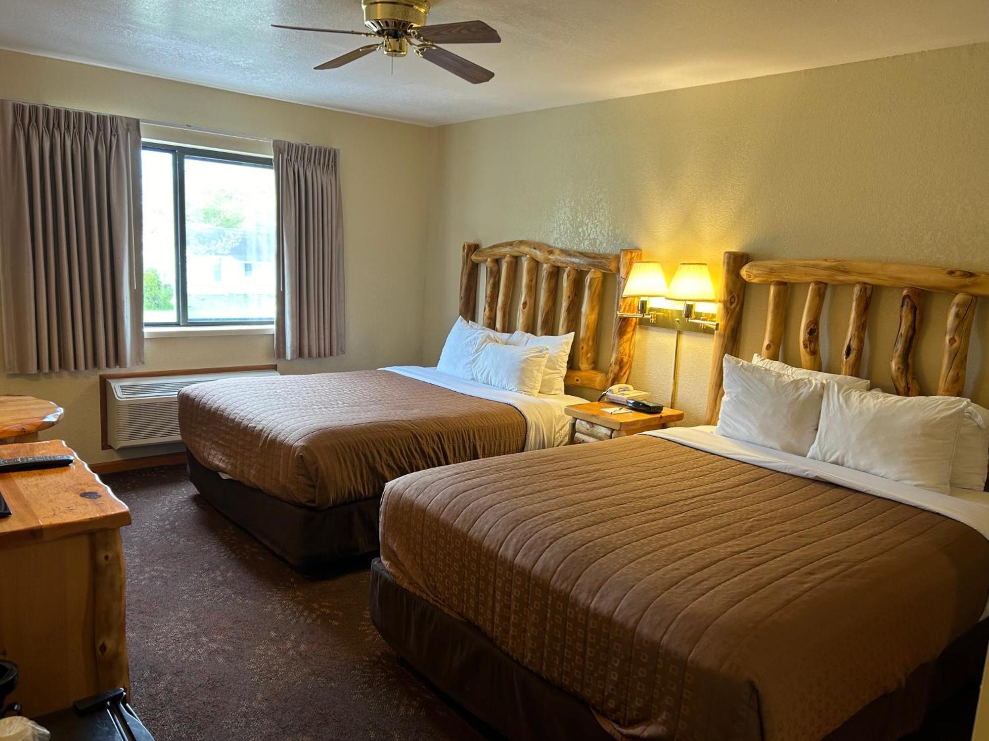 Super 8 By Wyndham Bridgeview Of Mackinaw City Exteriér fotografie