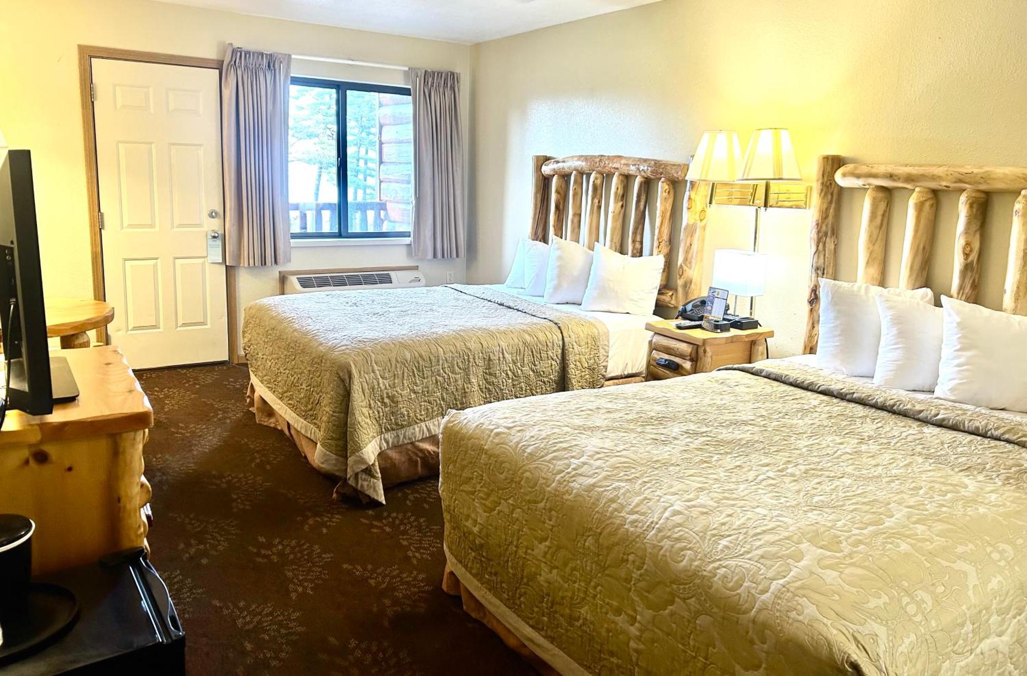 Super 8 By Wyndham Bridgeview Of Mackinaw City Exteriér fotografie