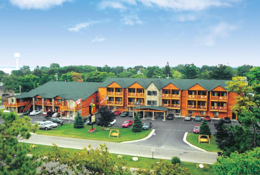 Super 8 By Wyndham Bridgeview Of Mackinaw City Exteriér fotografie