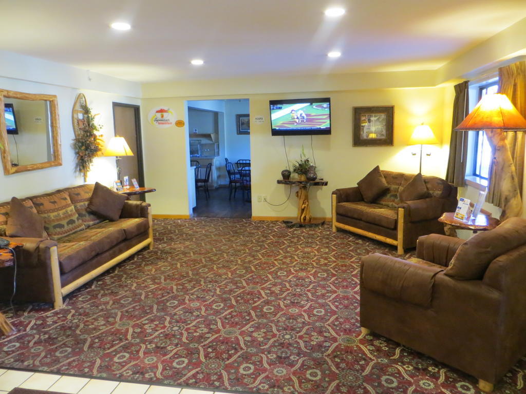 Super 8 By Wyndham Bridgeview Of Mackinaw City Exteriér fotografie
